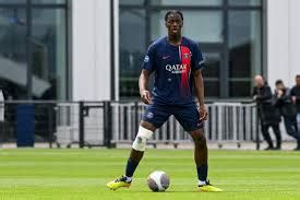 gapang titi twitter|PSG: Un titi parisien rejoint l’Autriche et affrontera son club .